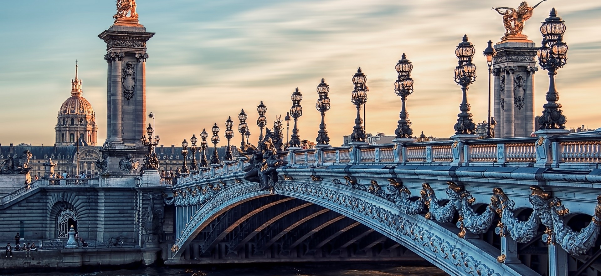 alexandre-iii-bridge-in-paris-hero-shot-for-a-taste-of-france