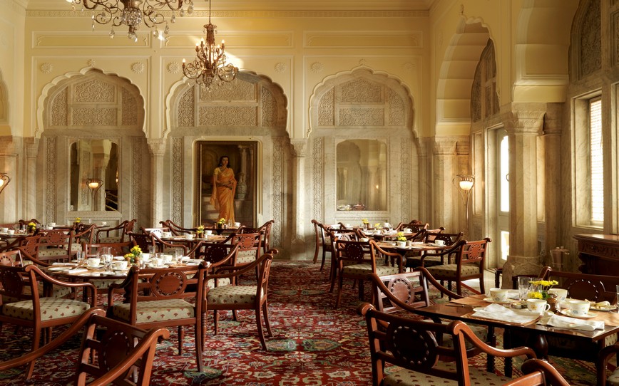 Rajput-Room,-Restaurant,-Dining,-Rambagh-Palace,-India.jpg