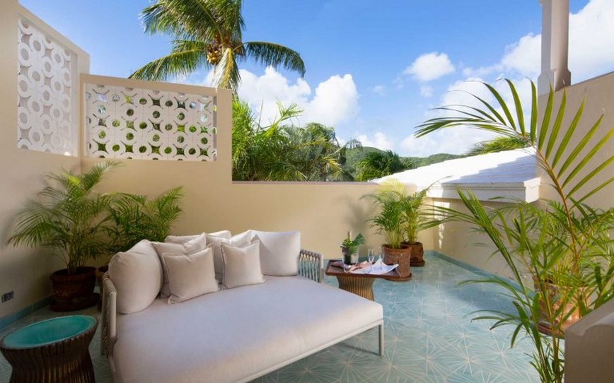 Veranda,-Seating,-Private,-Suite,-Cutains-Bluff,-Antigua.jpg